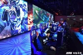 风驰电掣！福克斯反击中距离得手