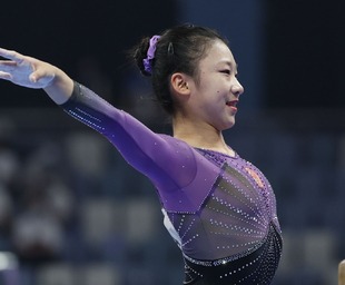 心疼 张博恒累了 自由操决赛空翻坐地 11.740分排名第七